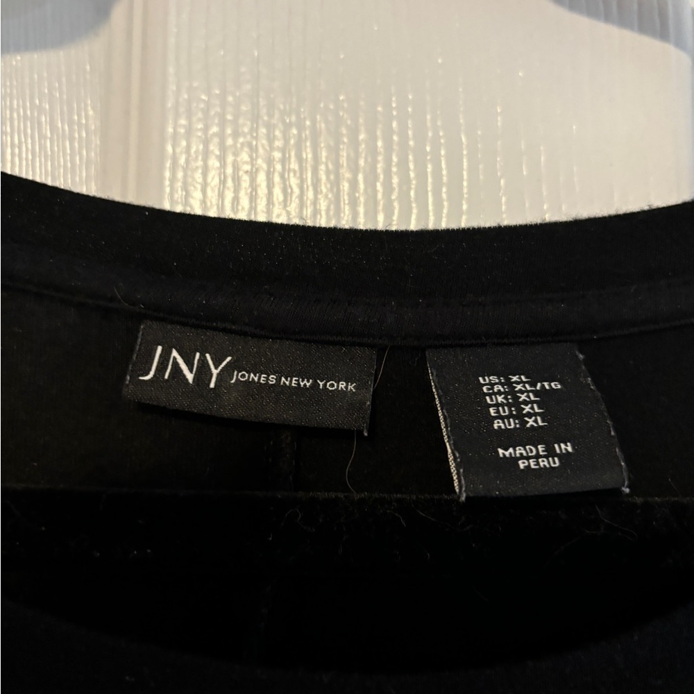 Jones NY knit top tunic style